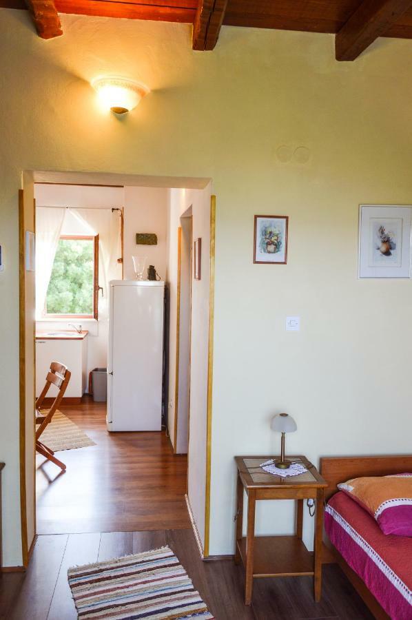 Apartment Zoja Pinezici  Luaran gambar