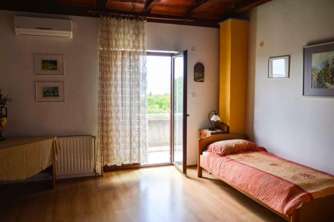 Apartment Zoja Pinezici  Luaran gambar