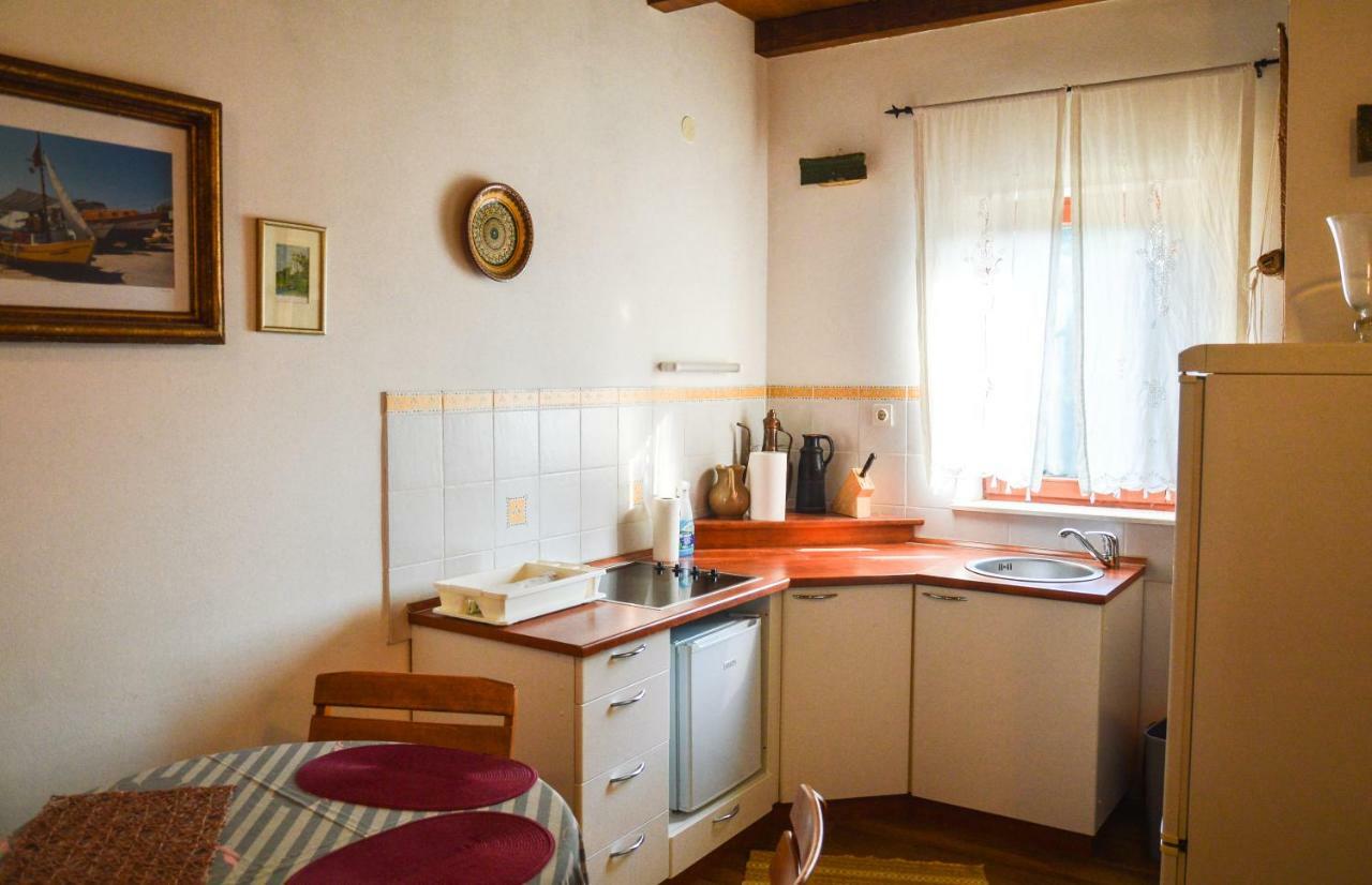 Apartment Zoja Pinezici  Luaran gambar